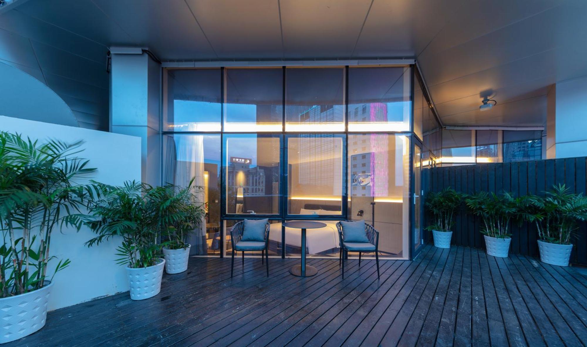 Hotel Moxy Chongqing Exterior foto
