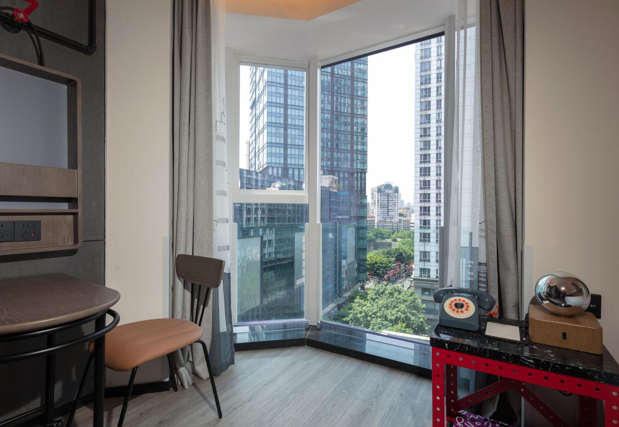 Hotel Moxy Chongqing Exterior foto